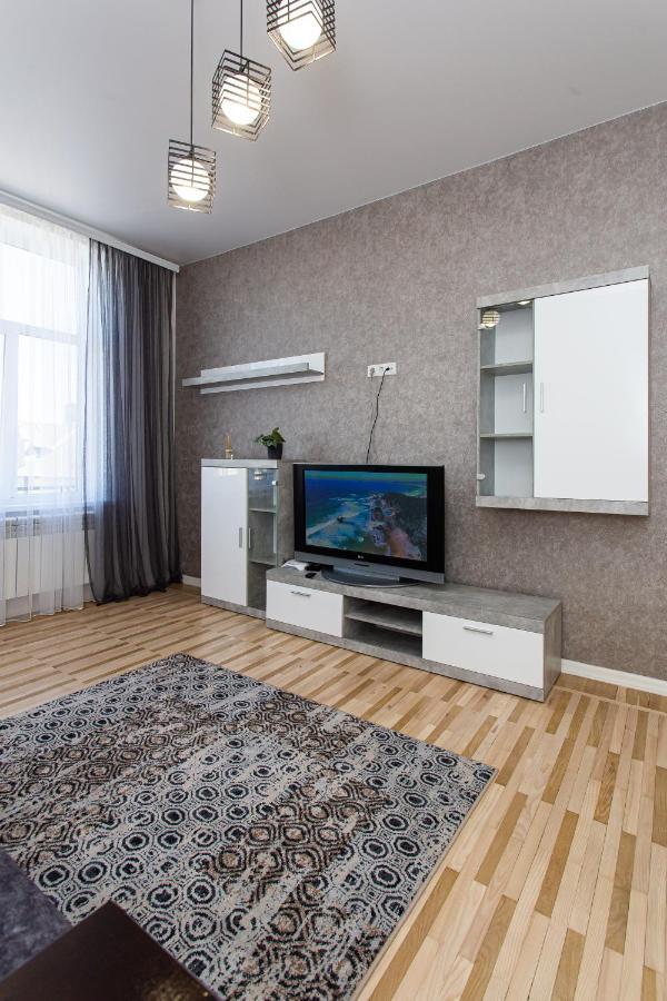 центр просторі апартаменти, поруч площа Apartment